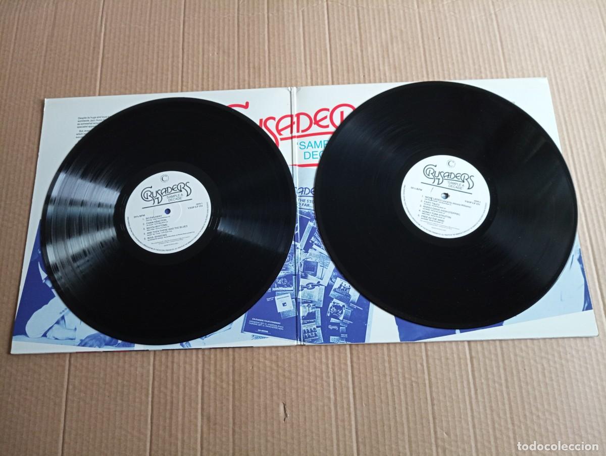 Discos de vinilo: CRUSADERS - SAMPLE A DECADE DOBLE LP 1988 EDICION INGLESA - Foto 4
