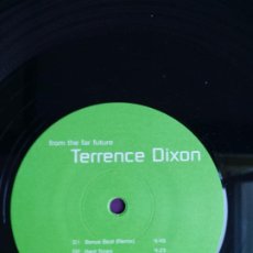 Discos de vinilo: TERRENCE DIXON – FROM THE FAR FUTURE - DOBLE LP TRESOR 2000 - TECHNO - FALTA UNO DE LOS DOS VINILO