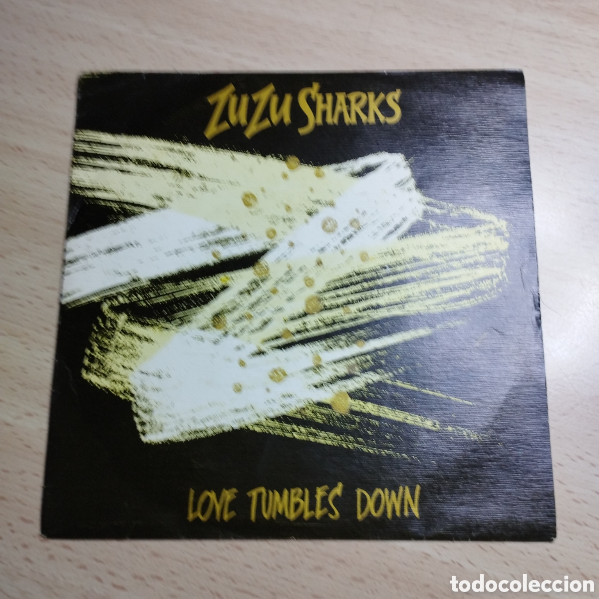 Dischi in vinile: Single 7&rdquo; PROMO Zu Zu Sharks 1983 Love Tumbles Down. + When The Hammer Falls.