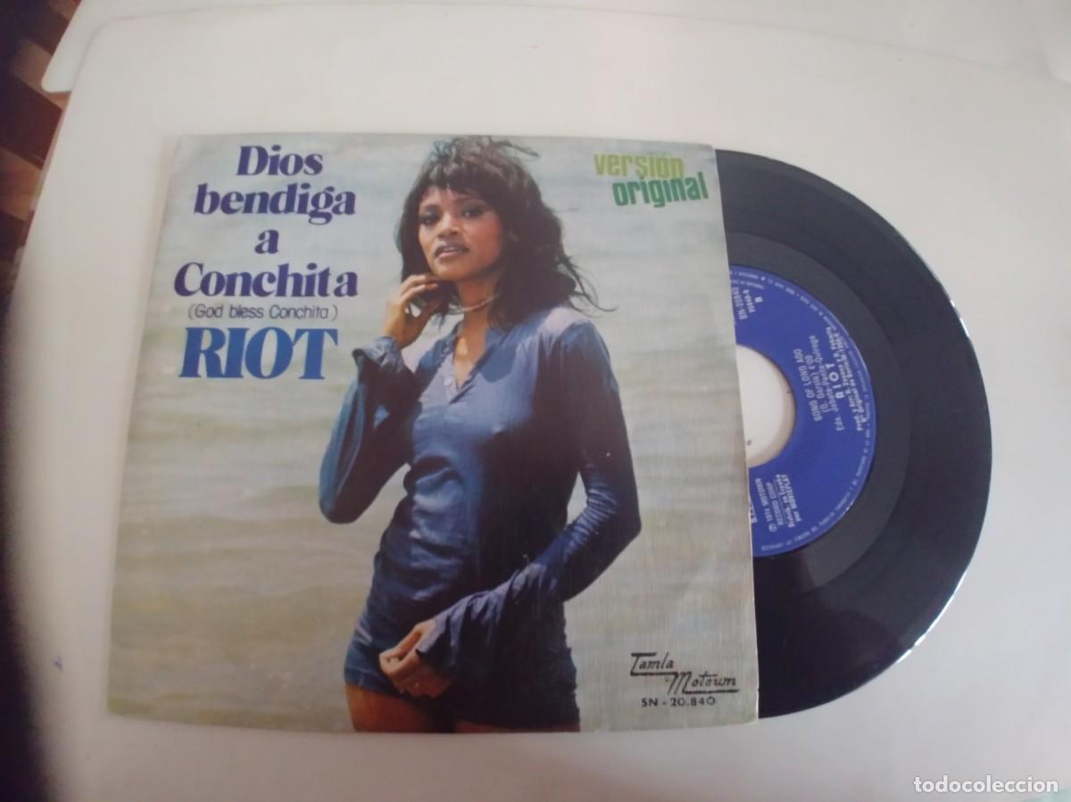 Discos de vinilo: RIOT-SINGLE DIOS BENDIGA A CONCHITA - Foto 1