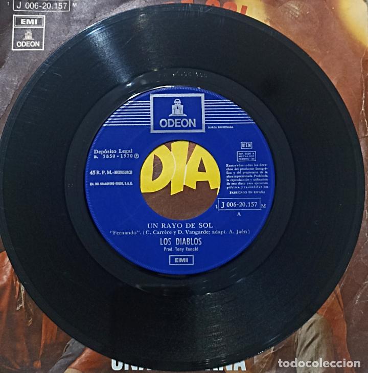 Discos de vinilo: SINGLE LOS DIABLOS - UN RAYO DE SOL - EMI 1970 - Foto 3