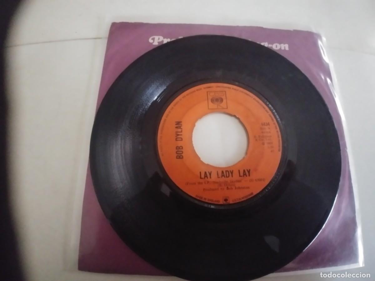Discos de vinilo: BOB DYLAN-SINGLE LAY6 LADY LAY-SIN FUNDA - Foto 2