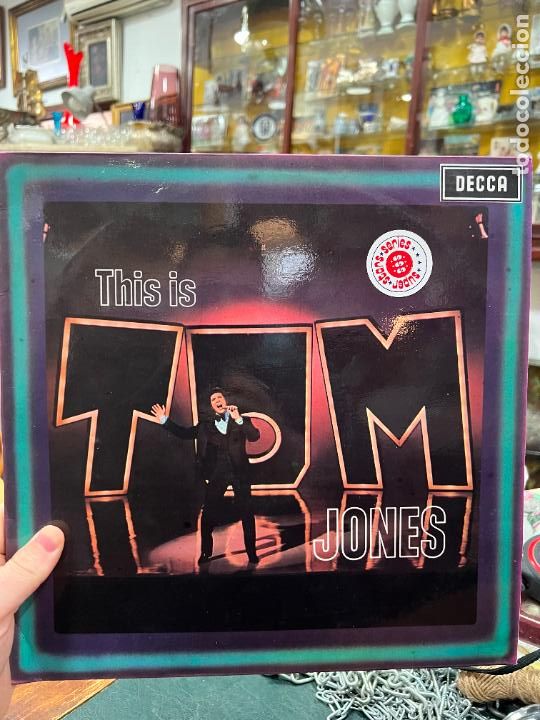 Discos de vinilo: LP THIS IS TOM JONES - Foto 1