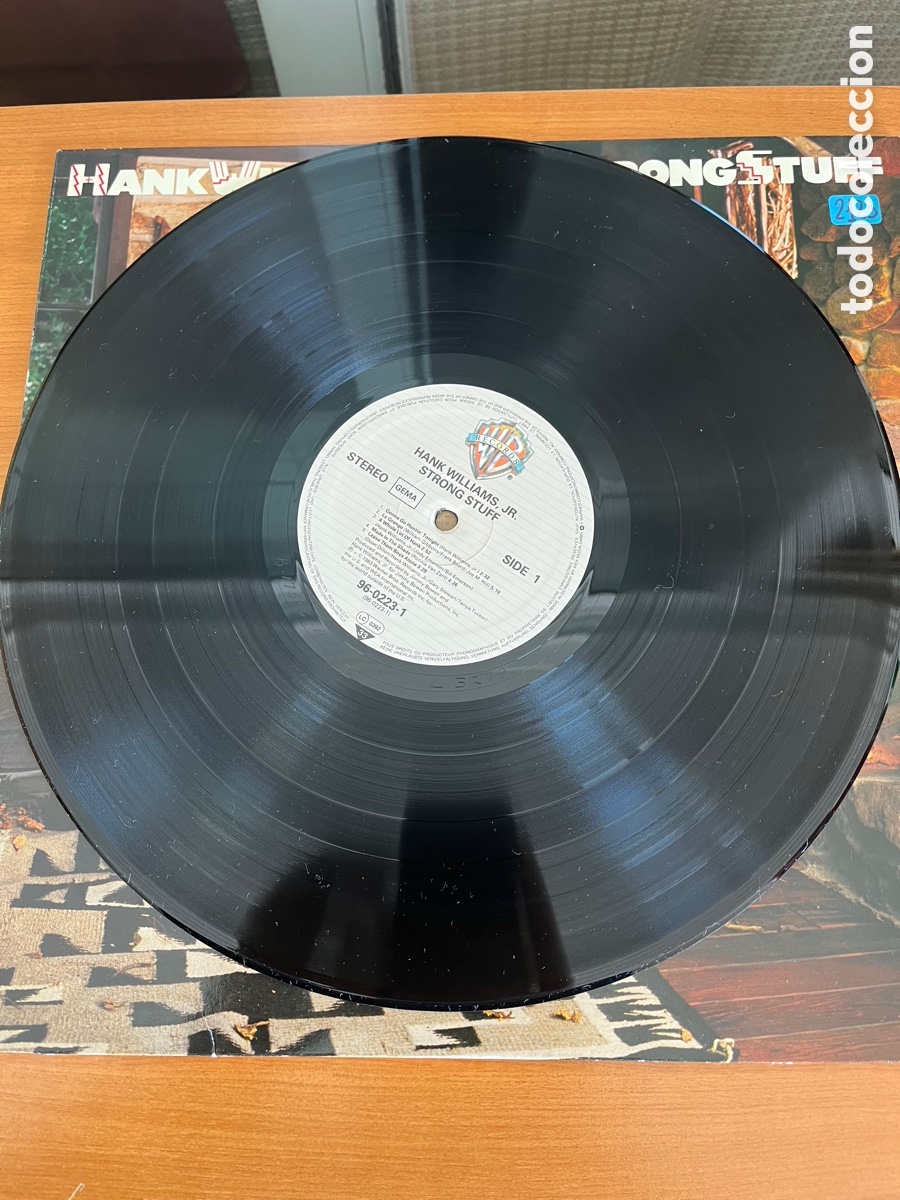 Discos de vinilo: Hank Williams Jr - Strong Stuff - Foto 3