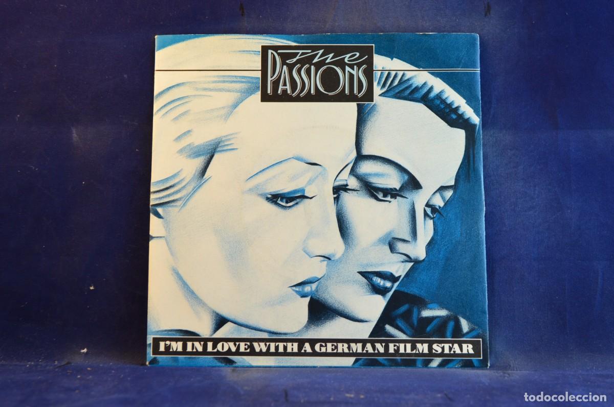 Disques de vinyle: INE PASSIONS - I&acute;M IN LOVE WITH A GERMAN FILM STAR - DON&acute;T TALK TO ME I,M SHY - SINGLE