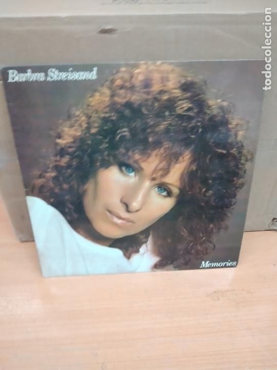 Discos de vinilo: BARBARA STREISAND - MEMORIES - LP CBS 1981. - Foto 1