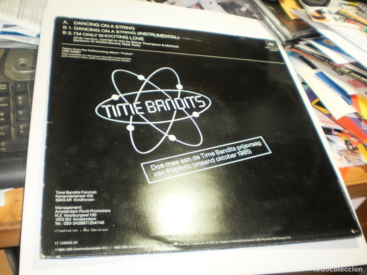 Discos de vinilo: maxi single time bandits. dancing on a string. cbs 1985 spain (seminuevo) - Foto 2