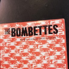Discos de vinilo: THE BOMBETTES- WHAT´S COOKING GOOD LOOKING? EP. FIRMADO POR ELLAS