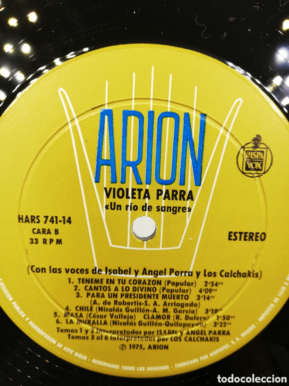 Discos de vinilo: Un r&iacute;o de sangre. Violeta Parra. LP. - Foto 6
