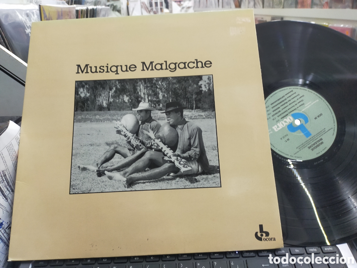 Disques de vinyle: Musique malgache LP Francia 1984 carpeta doble