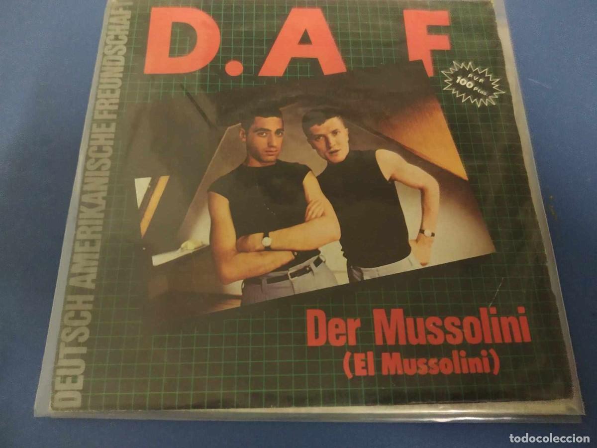 Discos de vinilo: D.A.F. &lrm;&ndash; Der Mussolini = El Mussolini - Foto 1
