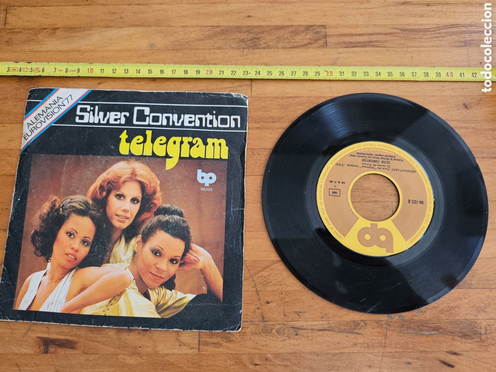Discos de vinilo: Disco de vinilo de 45 RPM Silver Conection. 1977 - Foto 1
