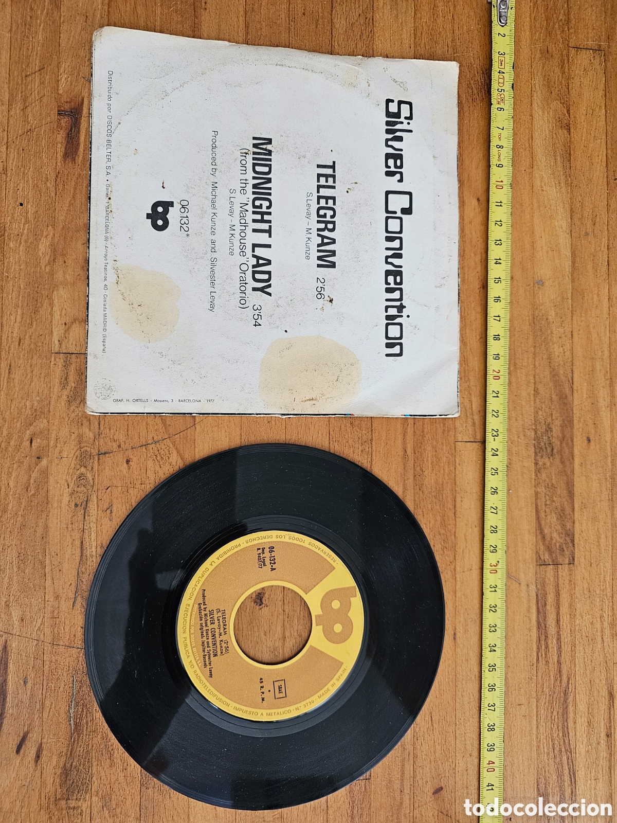Discos de vinilo: Disco de vinilo de 45 RPM Silver Conection. 1977 - Foto 4