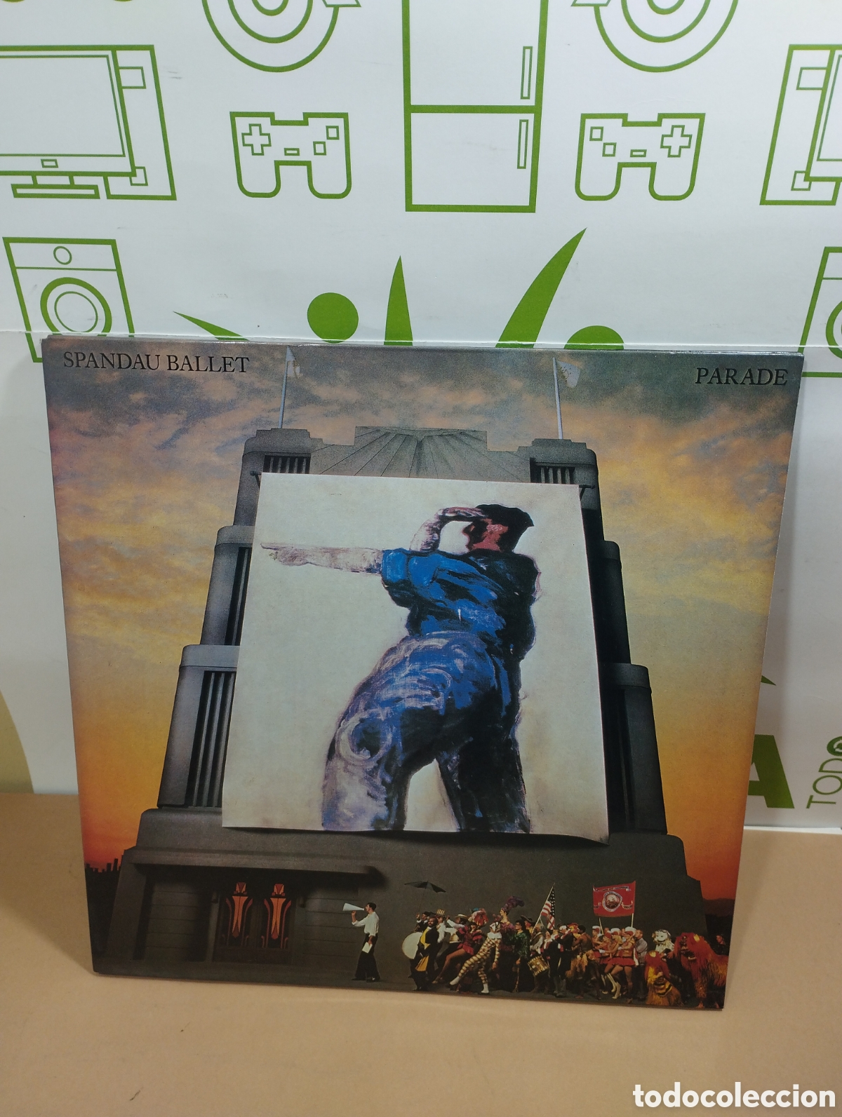 Discos de vinilo: Spandau Ballet. Parade. Lp. - Foto 1
