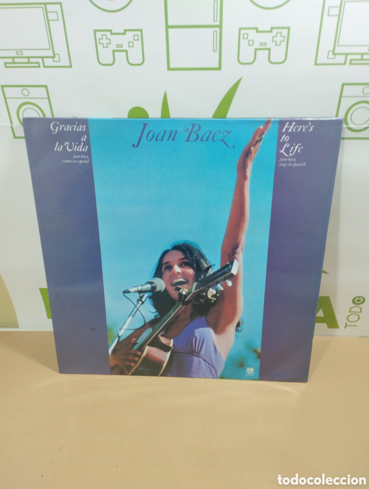 Discos de vinilo: Joan B&aacute;ez. Heres to life. Lp. - Foto 1