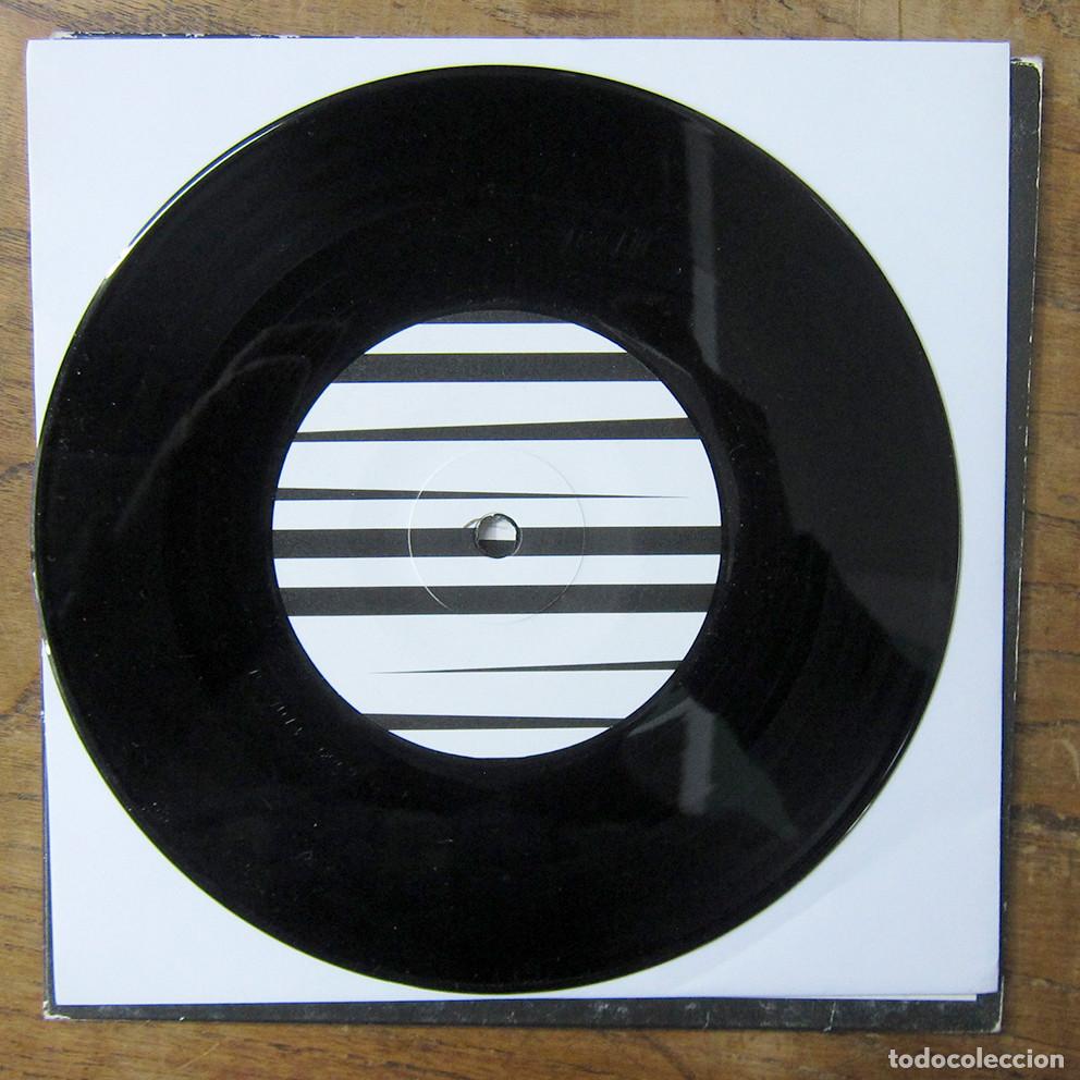 Discos de vinilo: ESTRONS - DROP / MAKE ME A MAN - 2016 - INDIE - Foto 4