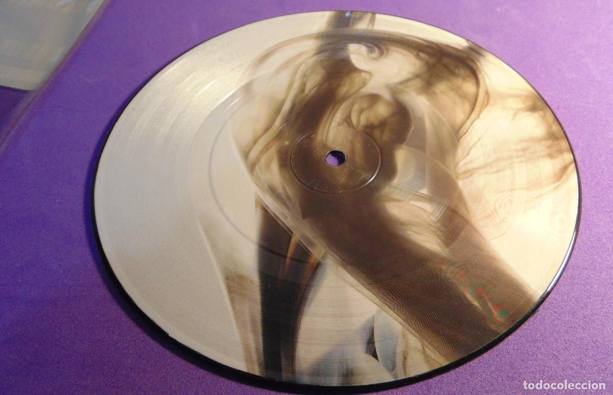 Discos de vinilo: DELPHIC - DOUBT / SANCTUARY - SINGLE 7 - PICTURE DISC - EDICION LIMITADA - Foto 1