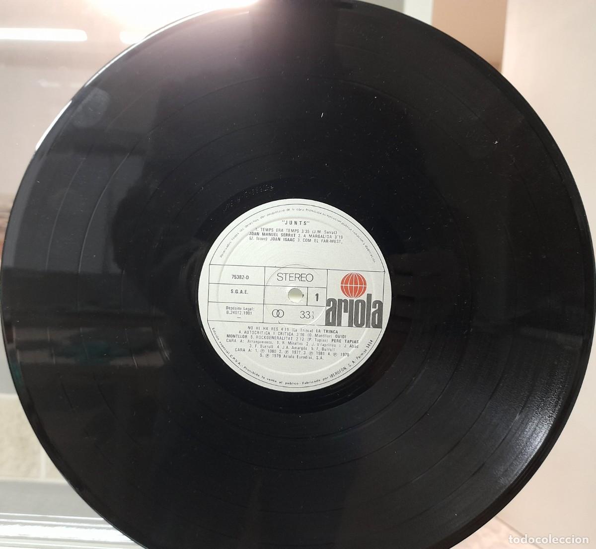 Discos de vinilo: LP JUNTS (1981) - Foto 3