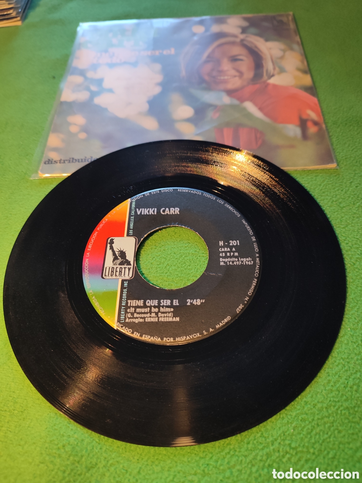 Discos de vinilo: Vikki Carr - Tiene que ser &eacute;l - Foto 2
