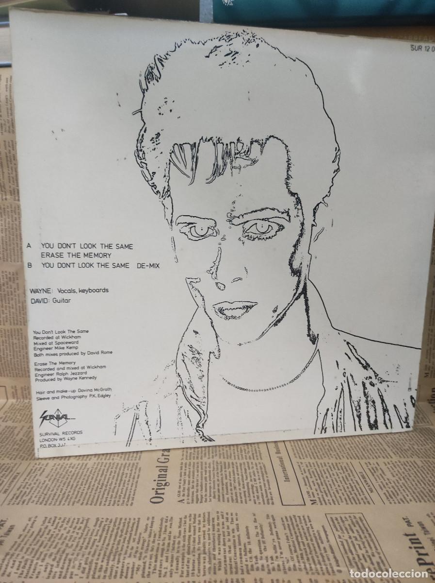 Discos de vinilo: Play &ndash; You Dont Look The Same - Foto 2