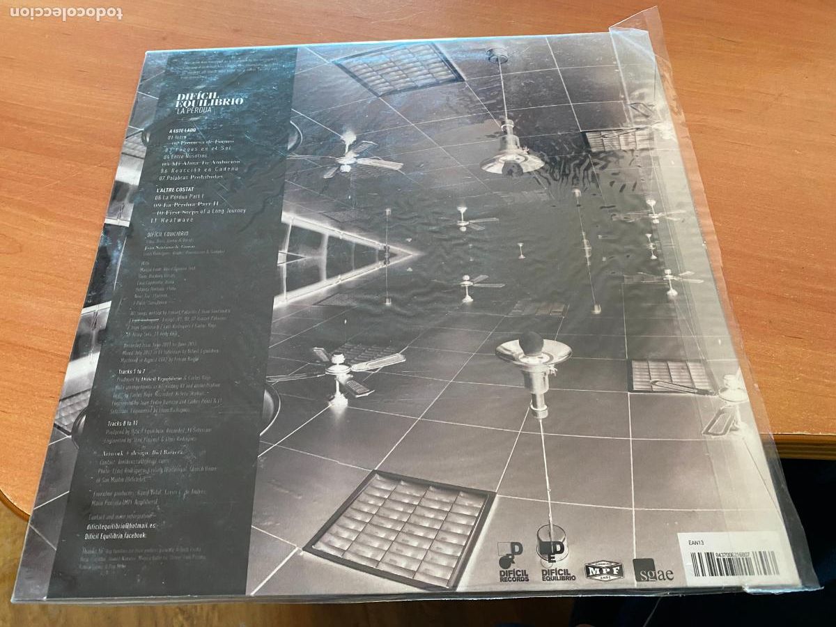Discos de vinilo: DIFICIL EQUILIBRIO (LA PERDUA) LP ESPA&Ntilde;A (B-48) - Foto 2