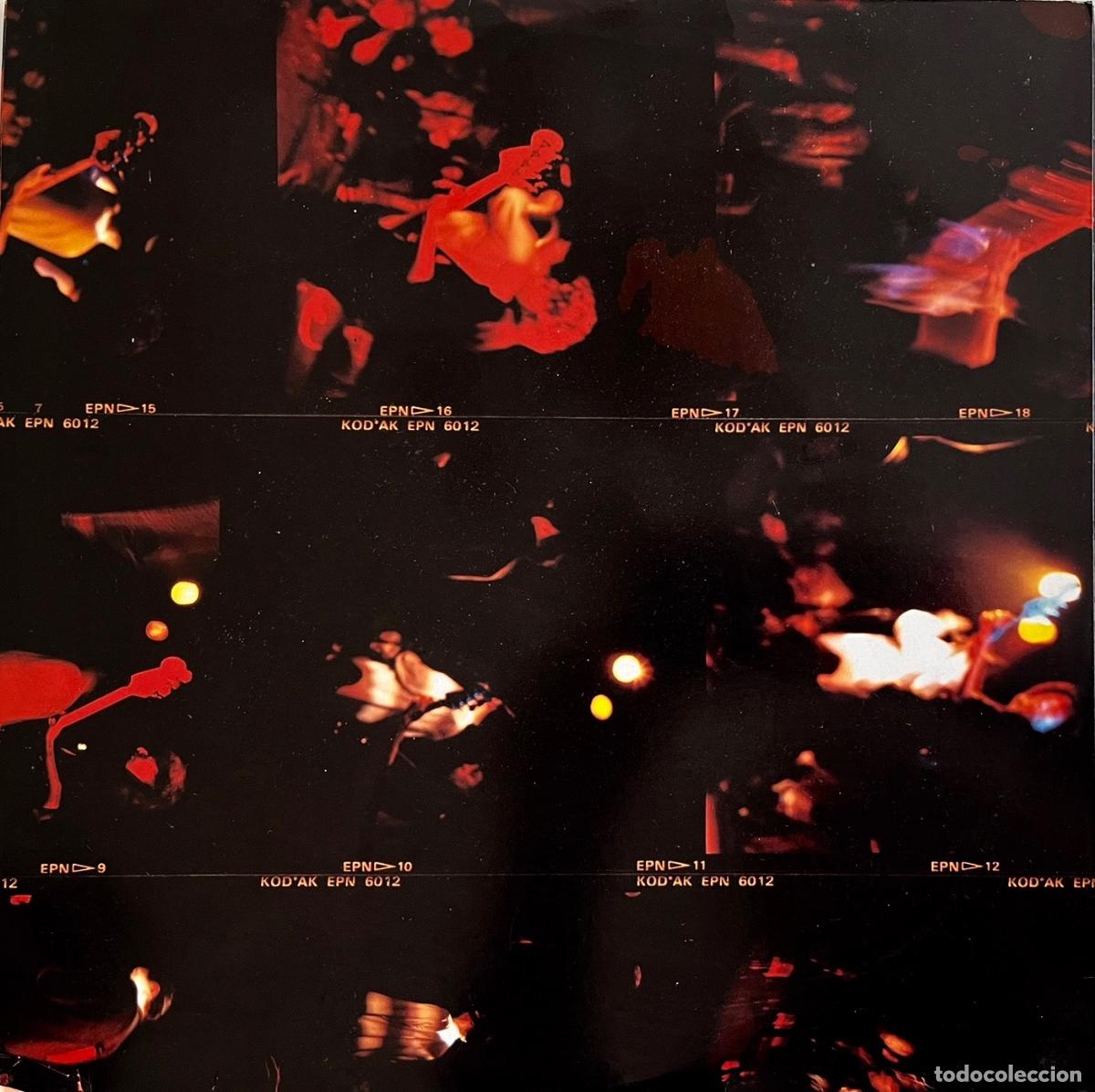 Discos de vinilo: MINIMAL COMPACT LIVE, CRAMMED DISC BRUSSELS. CAR&Aacute;TULA + FUNDA INTERIOR DEL LP - Foto 2