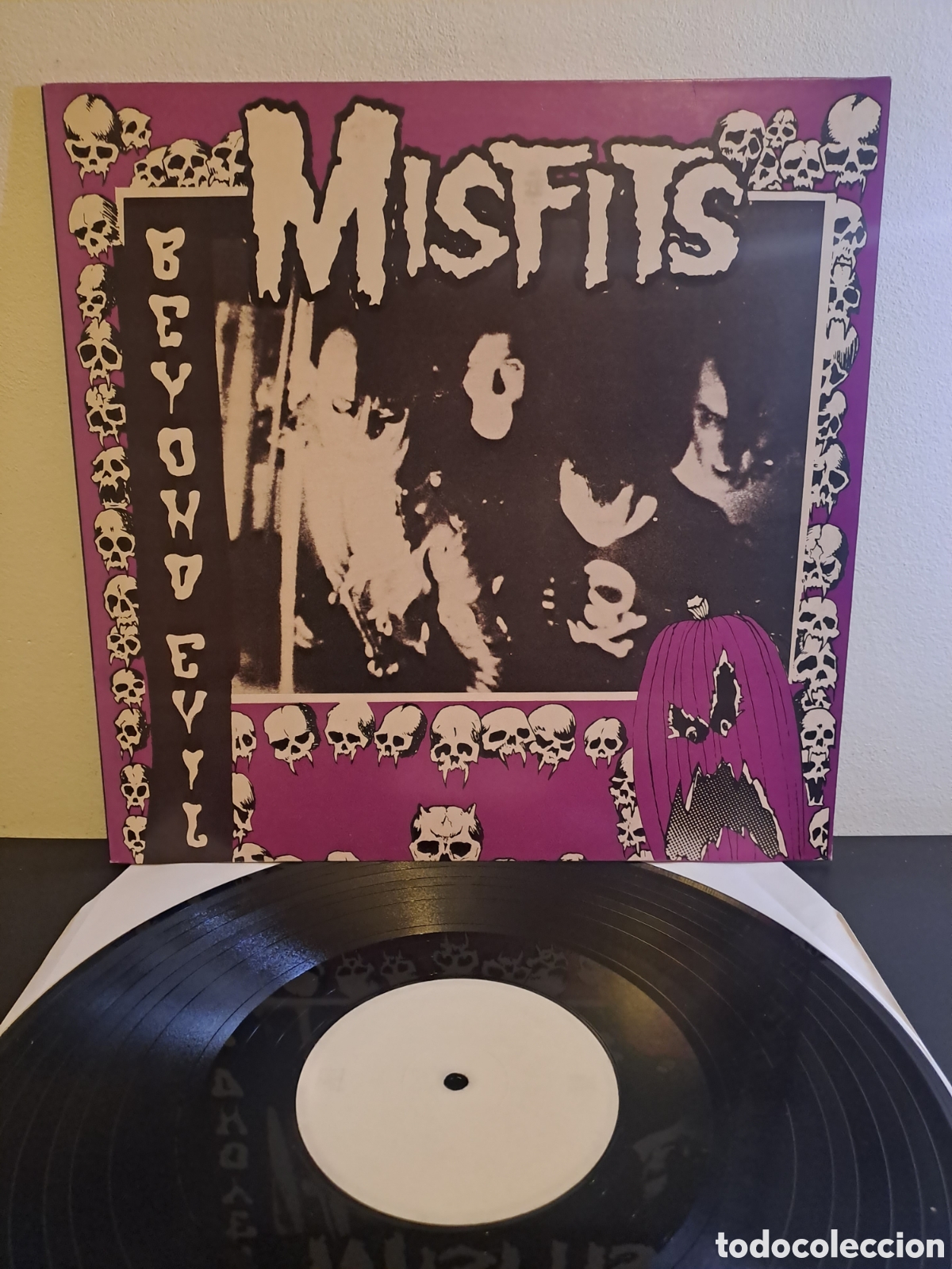 Discos de vinilo: Misfits&nbsp;&ndash;&nbsp;Beyond Evil. Germany. 2002. LP. LA.5 - Foto 1