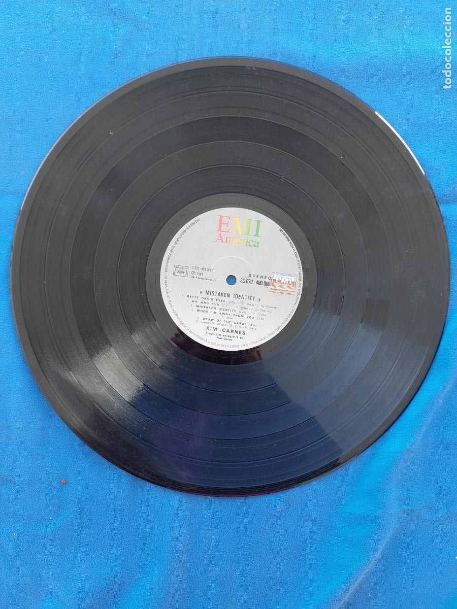 Discos de vinilo: KIM CARNES - MISTAKEN IDENTITY - Foto 2