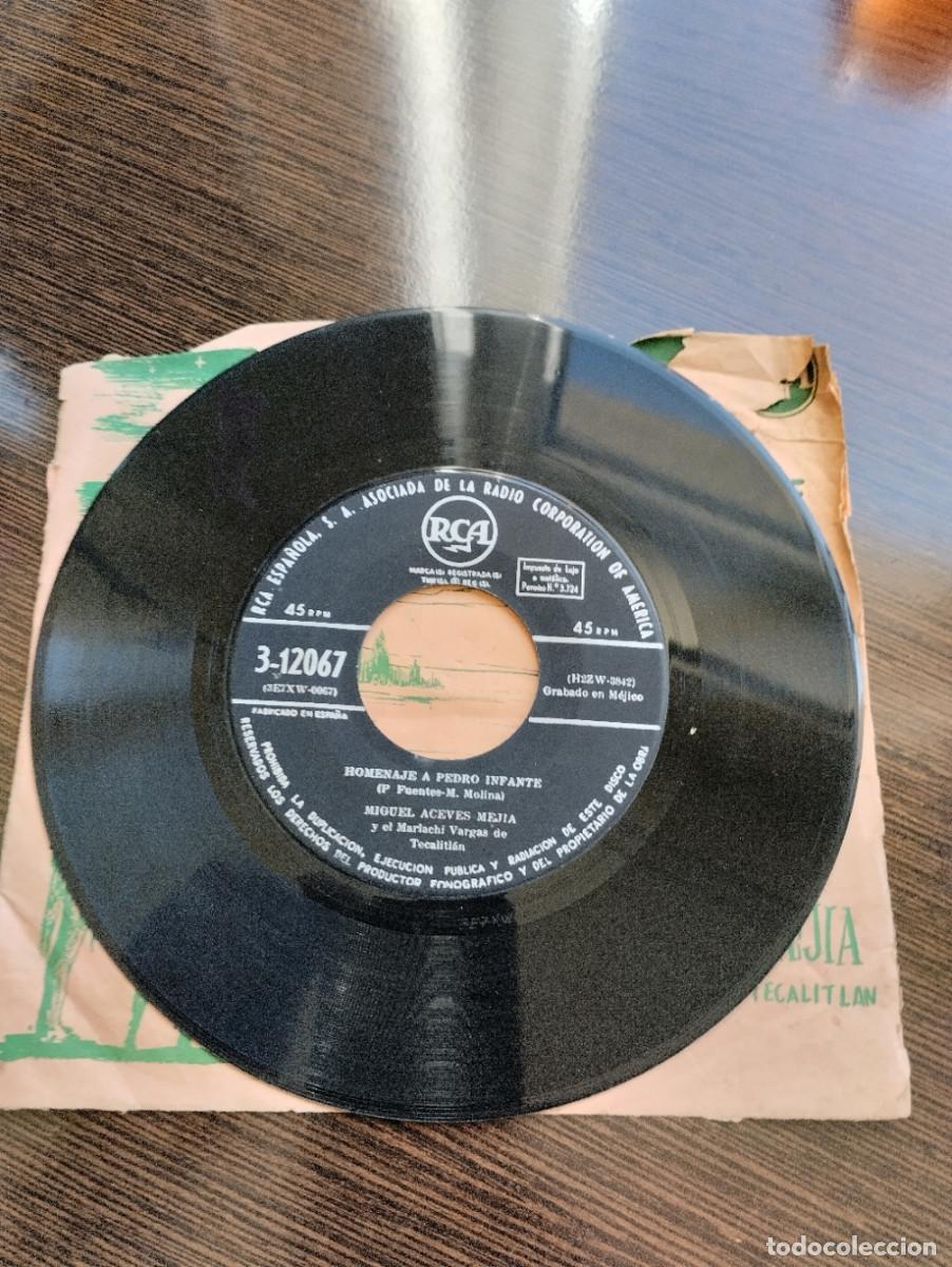 Discos de vinilo: Disco Single Miguel Aceves Mejia - Foto 3