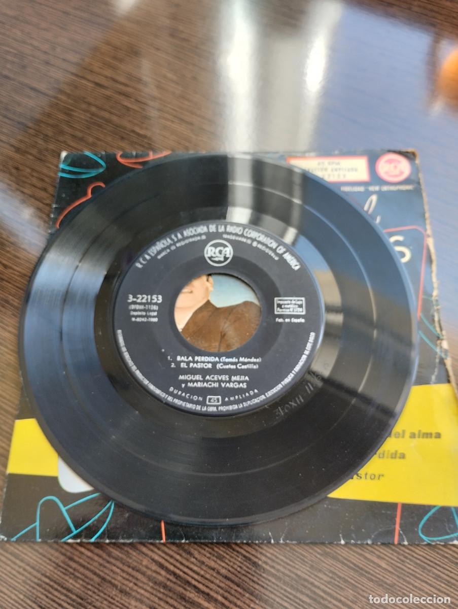 Discos de vinilo: Disco Single Miguel Aceves Mejia - Foto 3