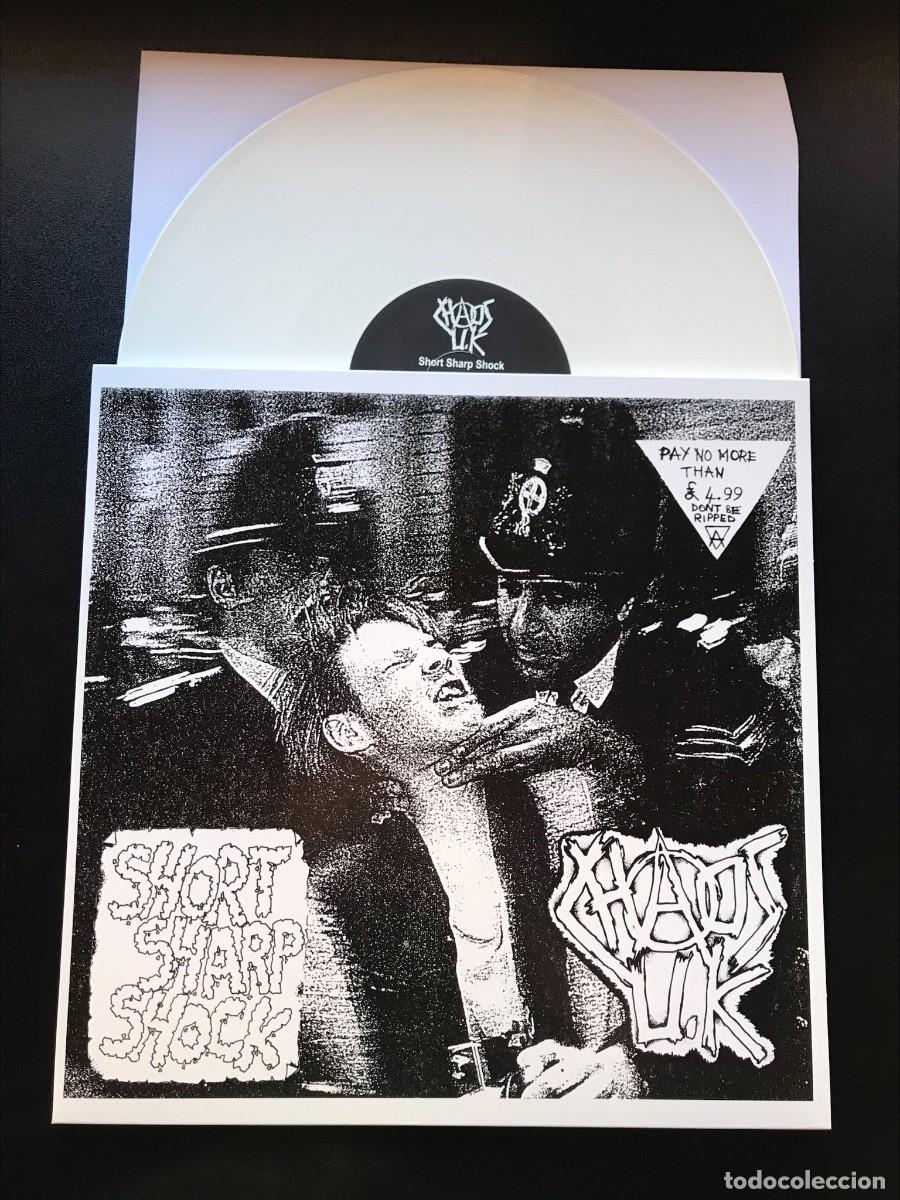 Discos de vinilo: Chaos UK Short Sharp Shock Vinilo blanco LP punk oi! hardcore - Foto 1
