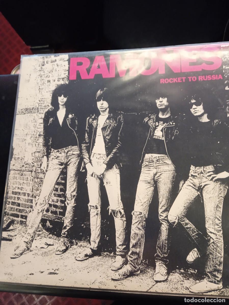 Discos de vinilo: RAMONES- ROCKET TO RUSSIA. LP. - Foto 1