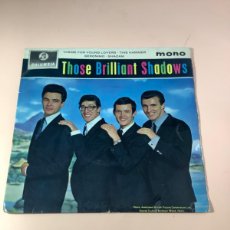 Discos de vinilo: THE SHADOWS - 1 THEME FOR YOUNG LOVERS 2 THIS HAMM / 3 GERONIMO 4 SHAZAM UK