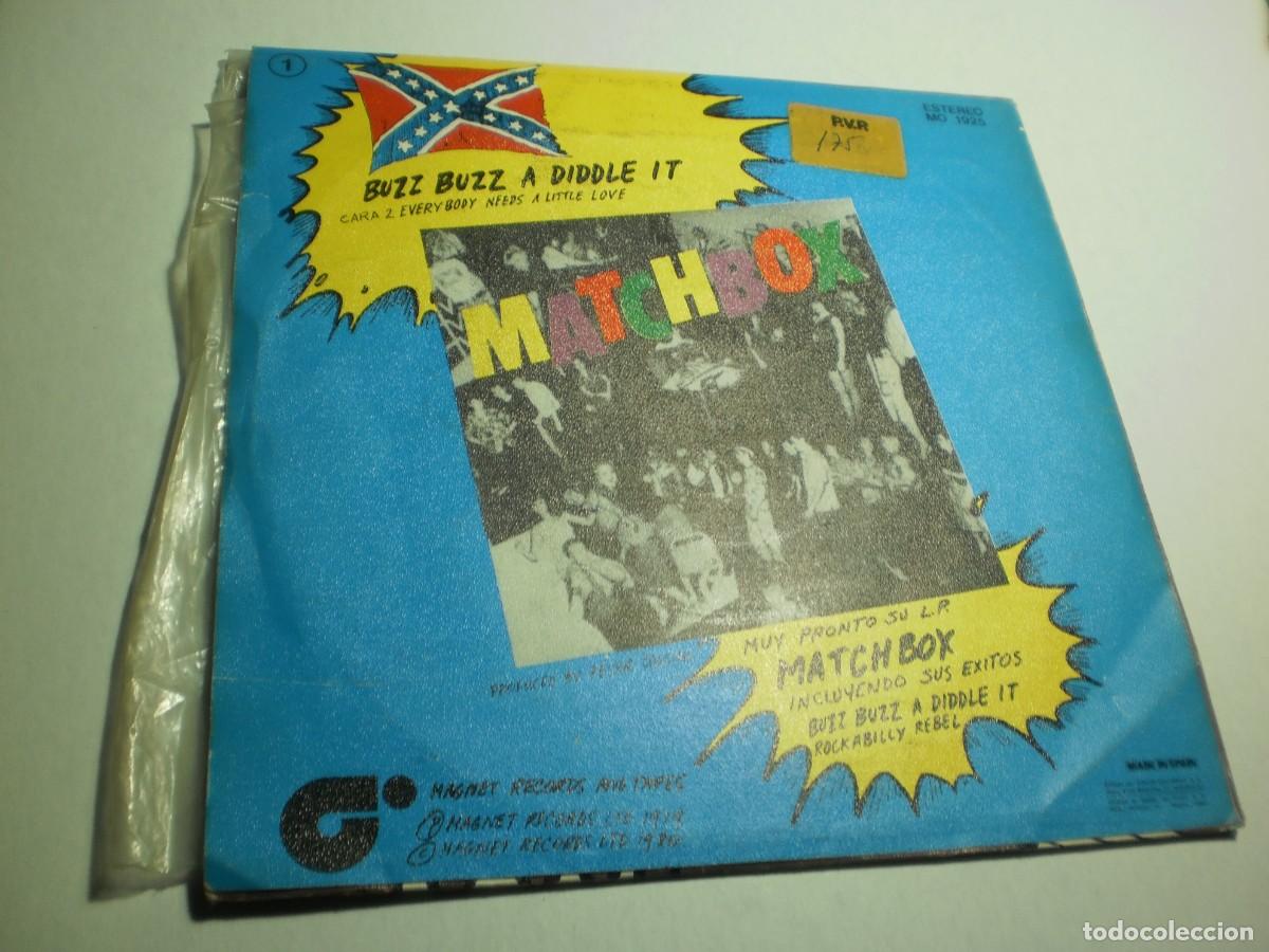 Discos de vinilo: single matchbox. buzz buzz a diddle it. every body needs. magnet 1980 spain (seminuevo) - Foto 2