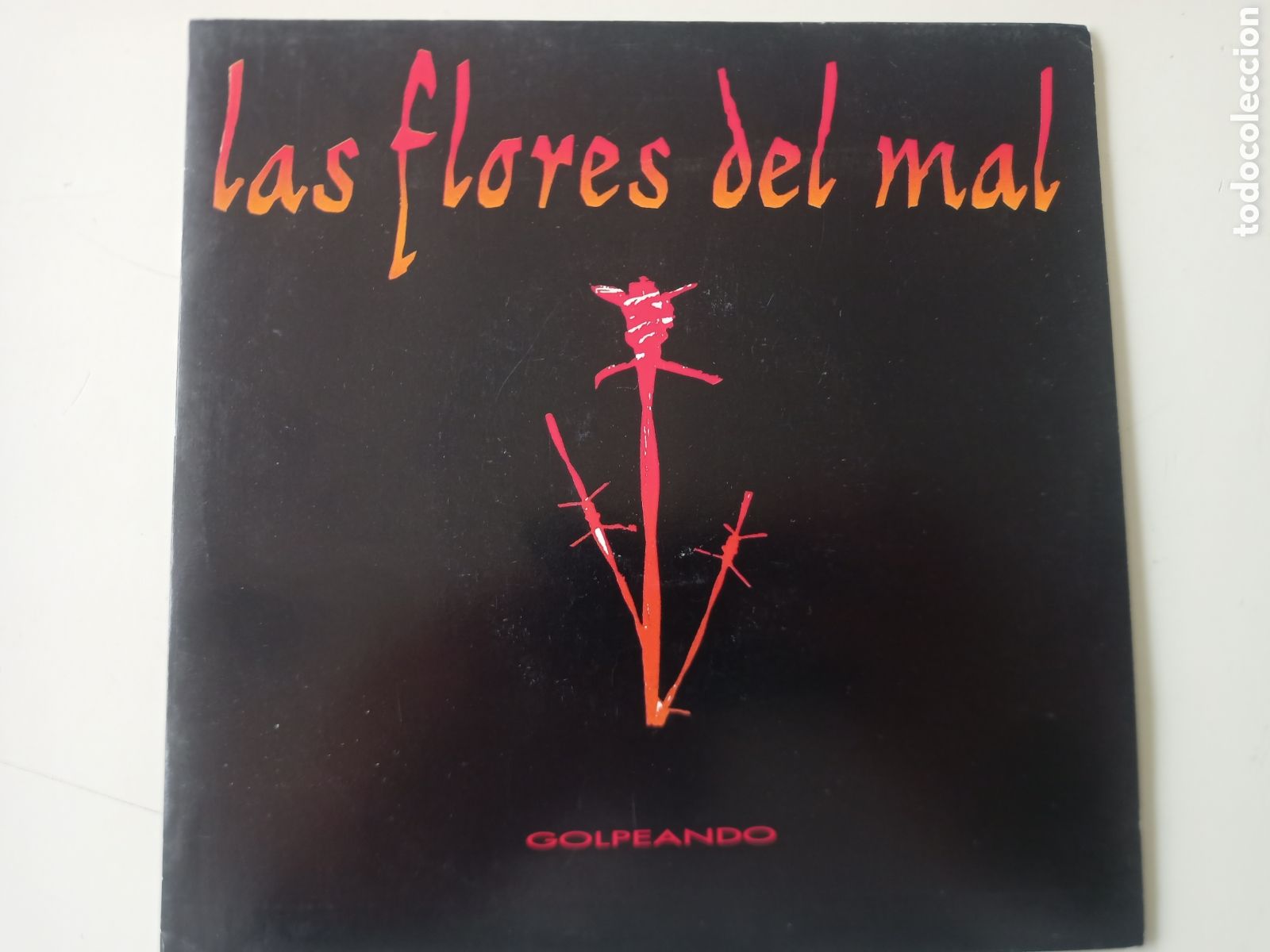 Discos de vinilo: Las flores del mal - Golpeando - Foto 1