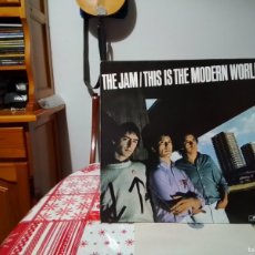 Discos de vinilo: THE JAM ‎– THIS IS THE MODERN WORLD (MOD, PUNK ROCK) / LP SPAIN 1984 REISSUE. M-M