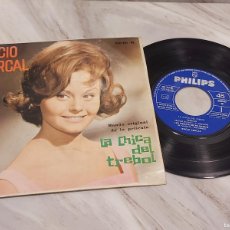 Discos de vinilo: ROCÍO DÚRCAL (LA CHICA DEL TREBOL) / TRÉBOLE +3 / EP-PHILIPS-1963 / MBC. ***/***