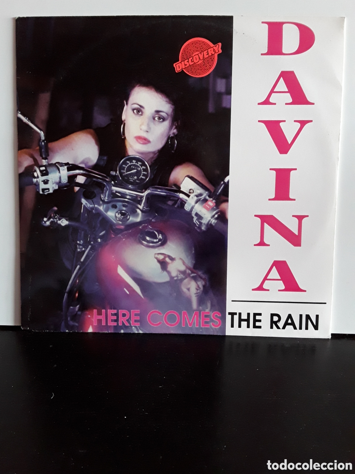 Discos de vinilo: Davina &lrm;&ndash; Here Comes The Rain - Foto 1
