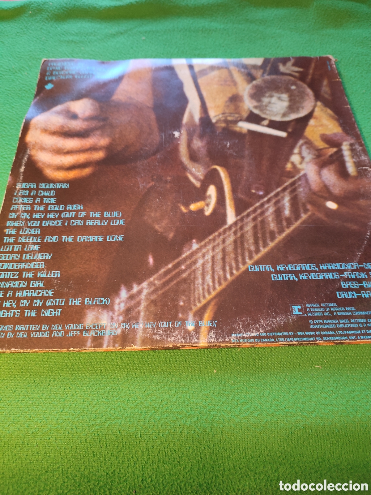 Discos de vinilo: Neil Young & Crazy Horse - Live Rust 2 Lps - Foto 4