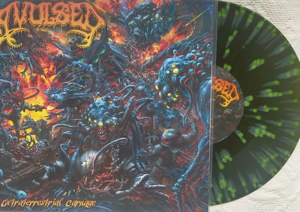 Discos de vinilo: AVULSED. Extraterrestial Carnage. Splatter verde - Foto 1