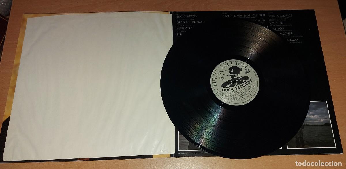 Discos de vinilo: LP ERIC CLAPTON AUGUST WARNER A&Ntilde;O 1986 GERMANY - Foto 3