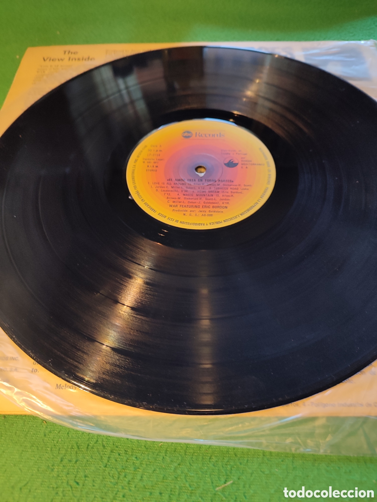 Discos de vinilo: War Featuring Eric Burdon - Love is all Around - Foto 3