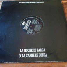 Discos de vinilo: LOS REBELDES - LA NOCHE ES LARGA Y LA CARNE ES DEBIL - MAXISINGLE ORIGINAL EPIC SONY 1991