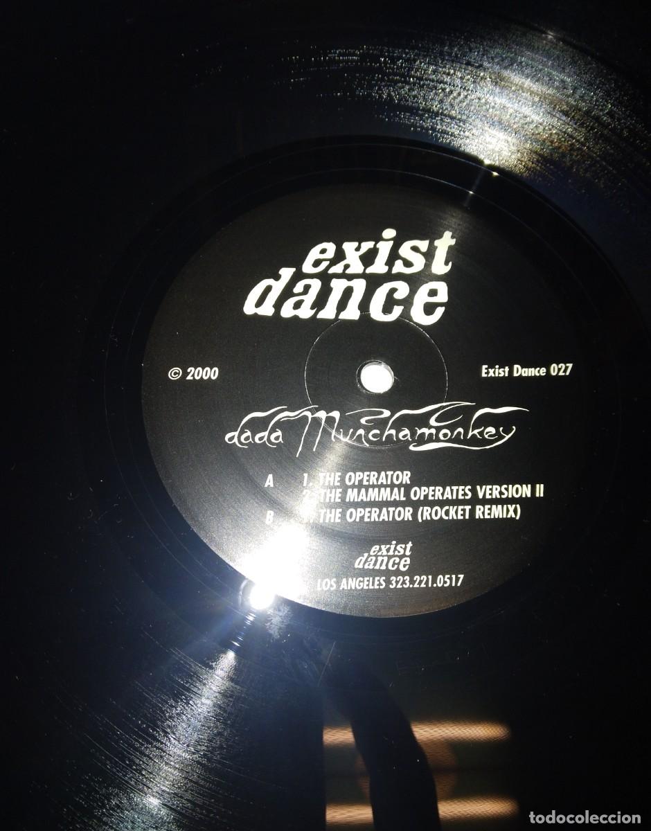Discos de vinilo: MAXI E P. 12&rdquo; - DADA MUNCHAMONKEY - THE OPERATOR (2000 US tech house breakbeat psych) - Foto 4