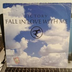 Discos de vinilo: VICTORY - FALL IN LOVE WITH ME (ITALIA 1996)