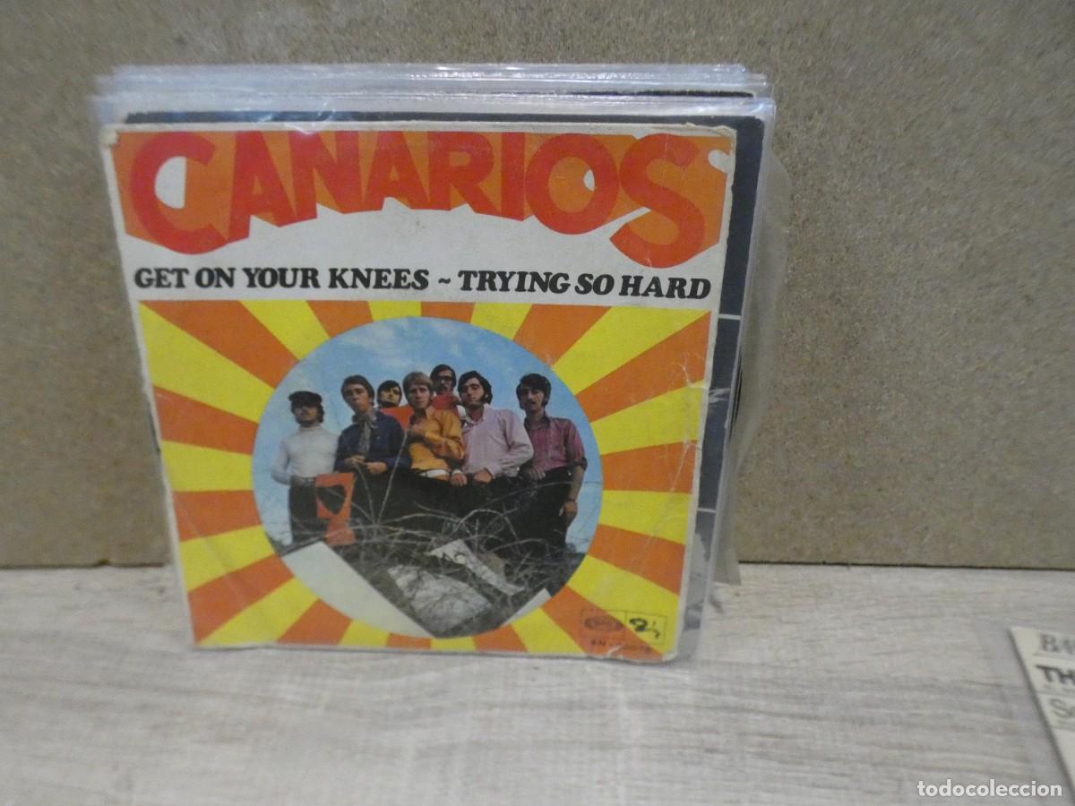 Vinyl-Schallplatten: ARKANSAS1980 7 PULGADAS ESTADO OK CANARIOS GET ON YOUR KNEES