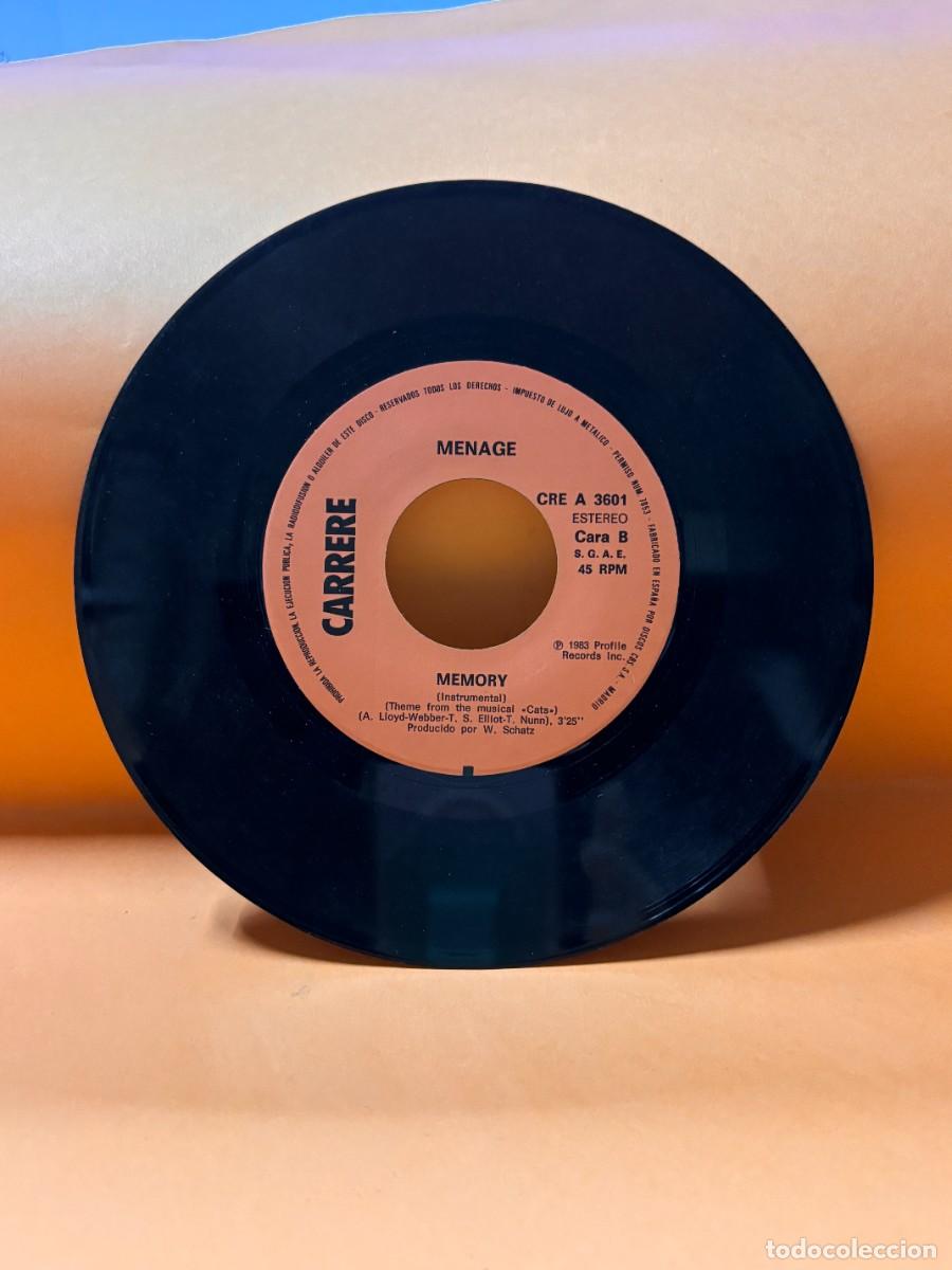 Discos de vinilo: SINGLE - MENAGE - MEMORY - CARRERE - MADRID 1983 - Foto 3