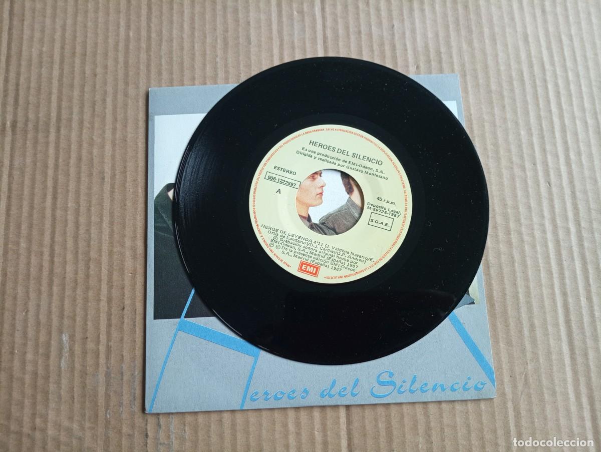 Discos de vinilo: HEROES DEL SILENCIO - HEROE DE LEYENDA SINGLE 1987 DARK POST PUNK - Foto 2