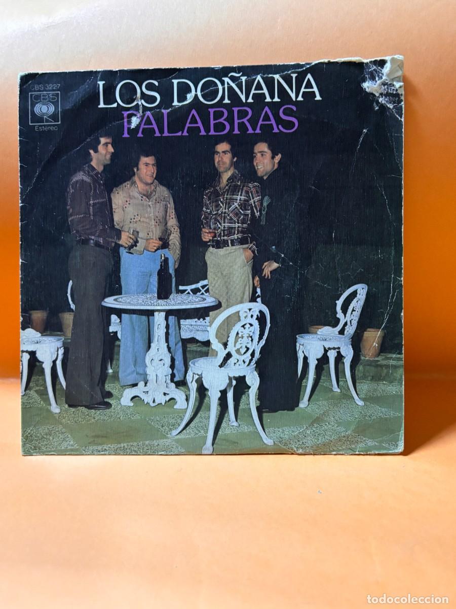 Vinyl records: SINGLE - LAS DO&Ntilde;ANA - PALABRAS / MIRA COMO VAS - CBS - MADRID 1975