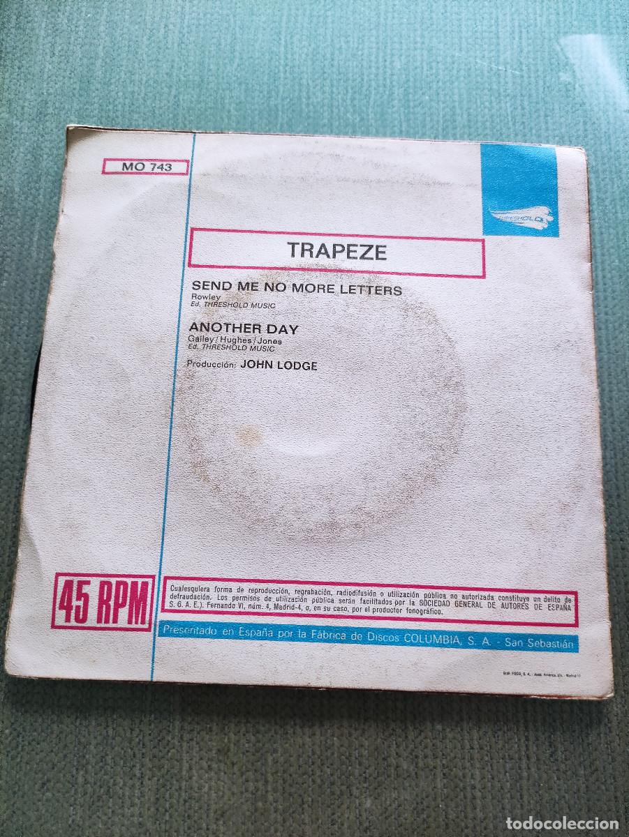 Discos de vinilo: TRAPEZE SINGLE SEND ME NO MORE LETTERS ANOTHER DAY - Foto 2